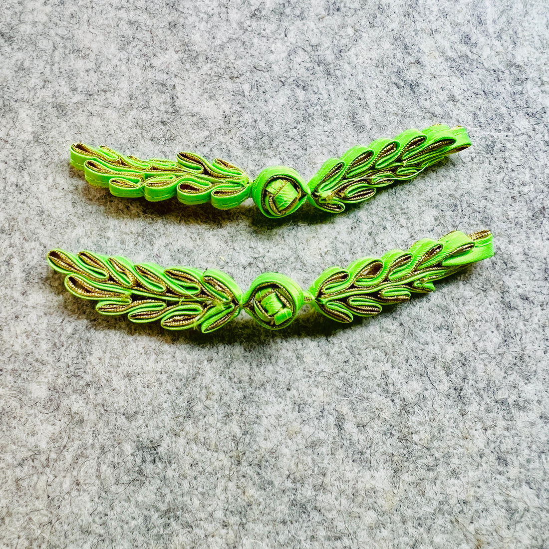 Leaf Button (Green, Set of 2) Qipao Pankou Cheongsam Decorative Closure, fancy button made from ribbon, Neck button for chinese dress