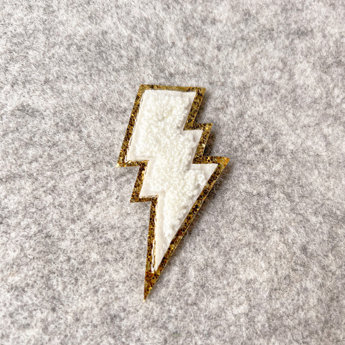 Lightening Bolt Fluffy Embroidery Patch, Harry Potter, thunderstruck patch, white tigers patch, Fluffy Chenille patch