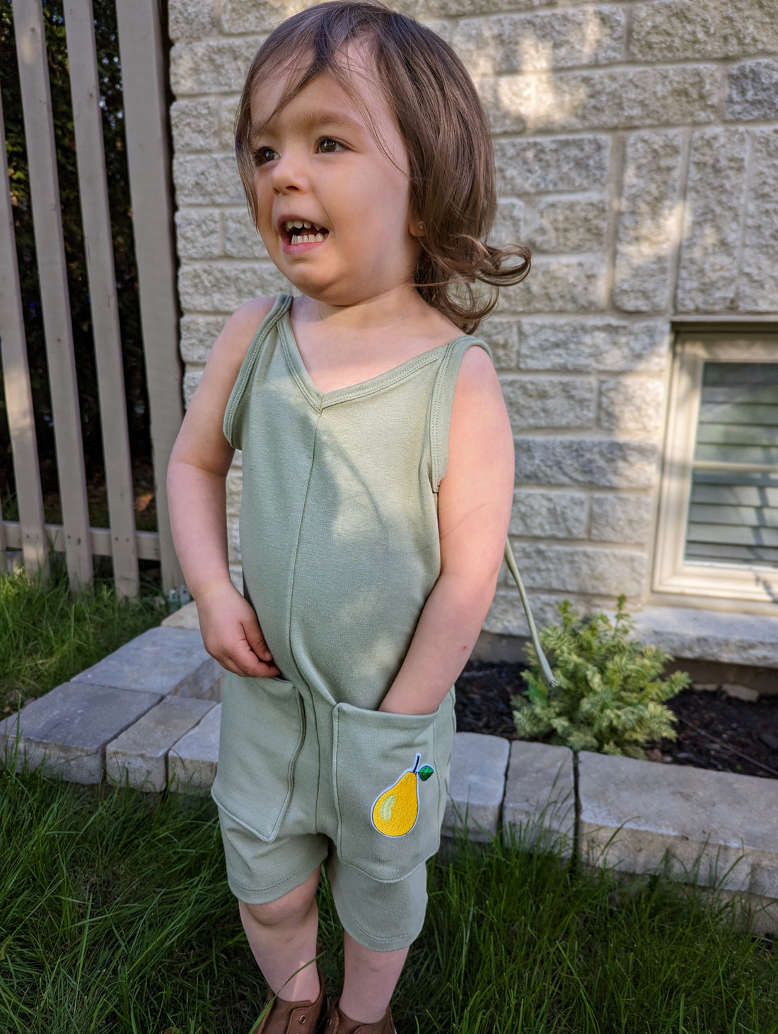 Pear Patch (M)