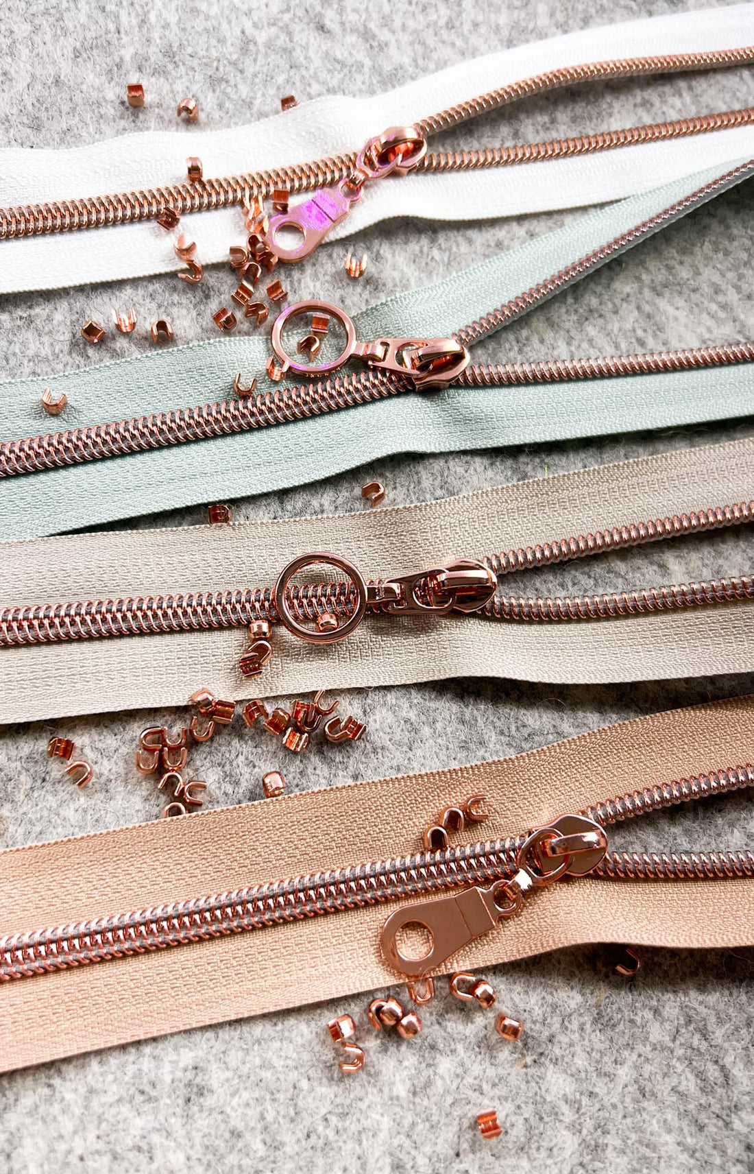 NOTIONS: ZIPPERS