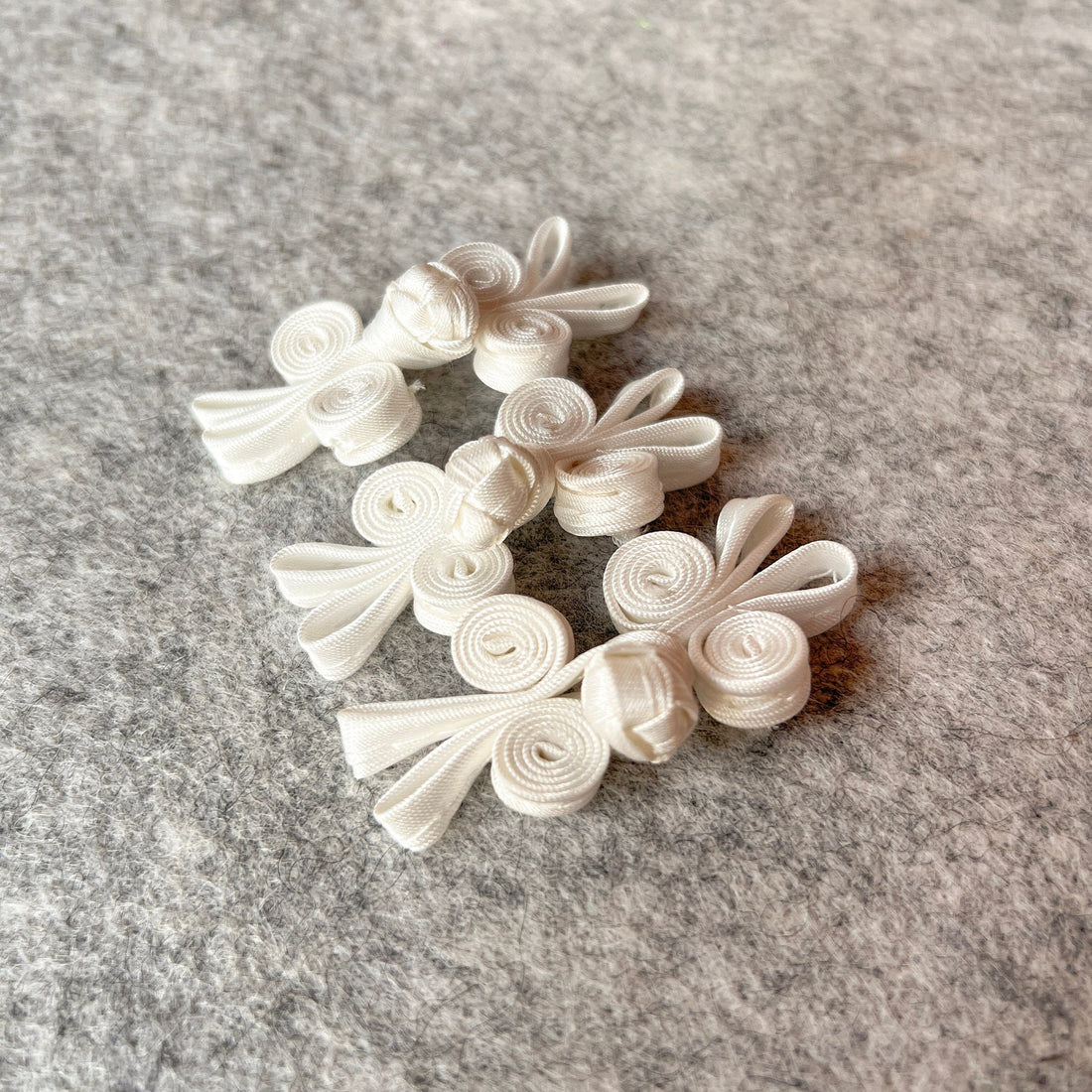 Knot Frog Button (White, Set of 2) Cheongsam Pankou Button Qipao Decorative Closure, Chinese Button, Handtied Button, Fancy Chinese Button